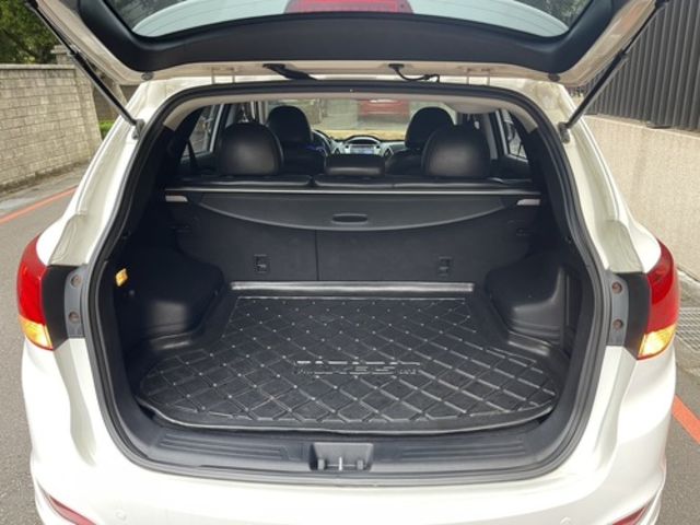 HYUNDAI現代 IX35  第7張相片