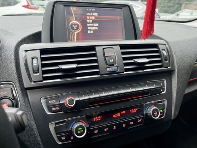BMW寶馬 116I  第6張相片