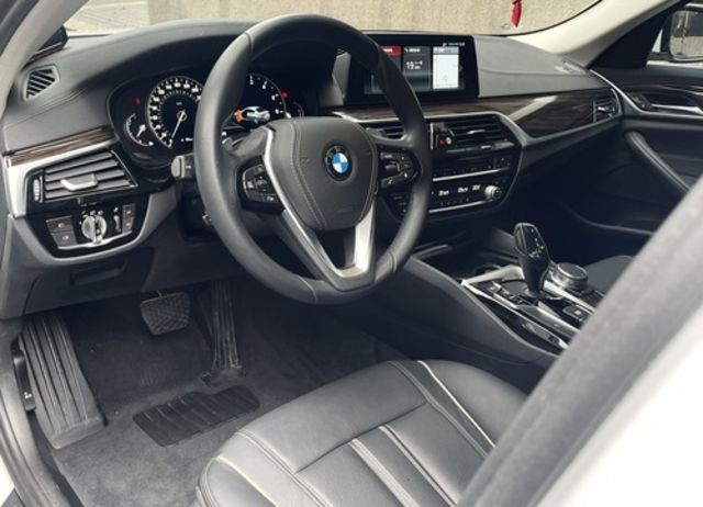 BMW寶馬 520I  第5張相片