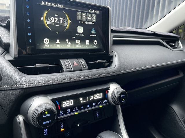 TOYOTA豐田 RAV4  第5張相片