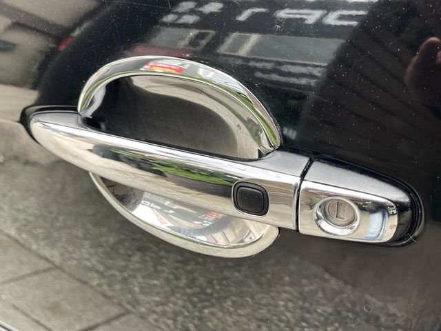 TOYOTA豐田 CAMRY  第9張相片