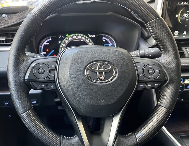 TOYOTA豐田 RAV4  第6張相片