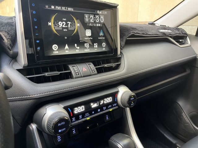 TOYOTA豐田 RAV4  第7張相片