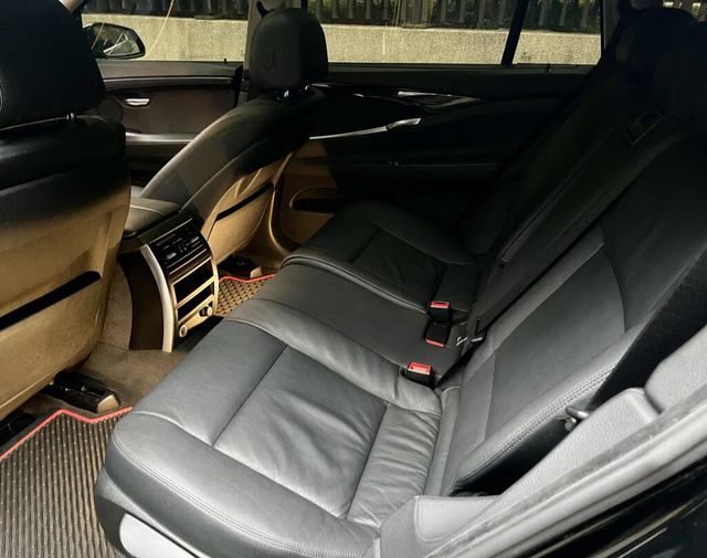 BMW寶馬 535I GT  第9張相片