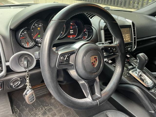 PORSCHE保時捷 CAYENNE  第6張相片