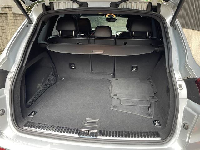 PORSCHE保時捷 CAYENNE  第8張相片