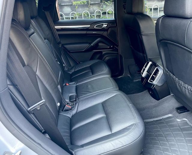 PORSCHE保時捷 CAYENNE  第9張相片