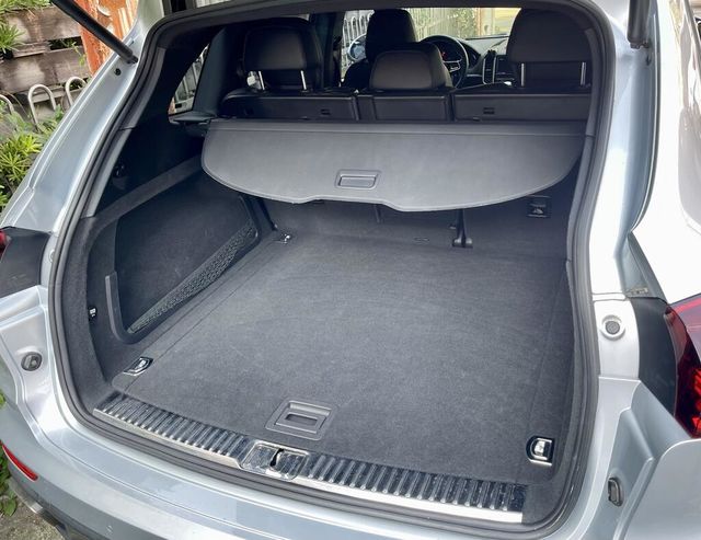 PORSCHE保時捷 CAYENNE  第11張相片