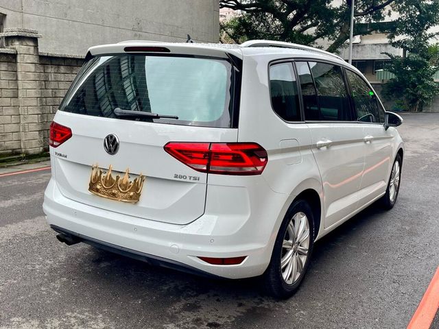 VOLKSWAGEN福斯 TOURAN  第2張相片