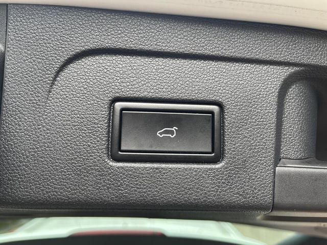 VOLKSWAGEN福斯 TOURAN  第10張相片