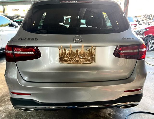 M-BENZ賓士 GLC250  第3張相片