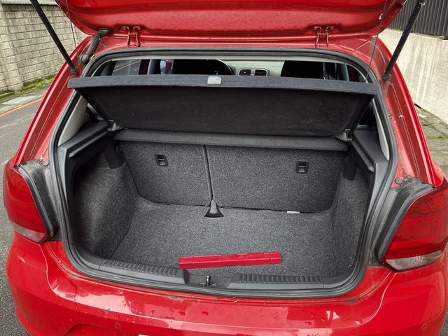 VOLKSWAGEN福斯 POLO  第6張相片