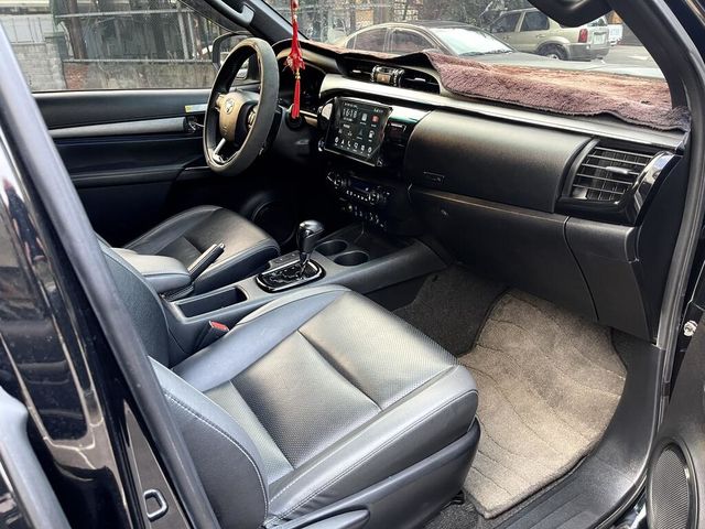 TOYOTA豐田 HILUX  第6張相片