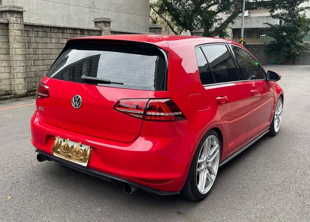 VOLKSWAGEN福斯 GOLF GTI  第2張相片