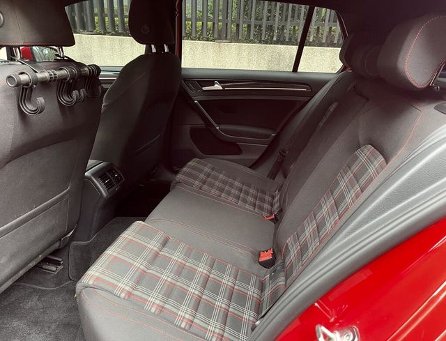 VOLKSWAGEN福斯 GOLF GTI  第8張相片