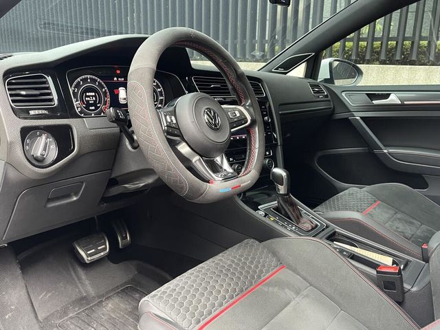 VOLKSWAGEN福斯 GOLF GTI  第4張相片