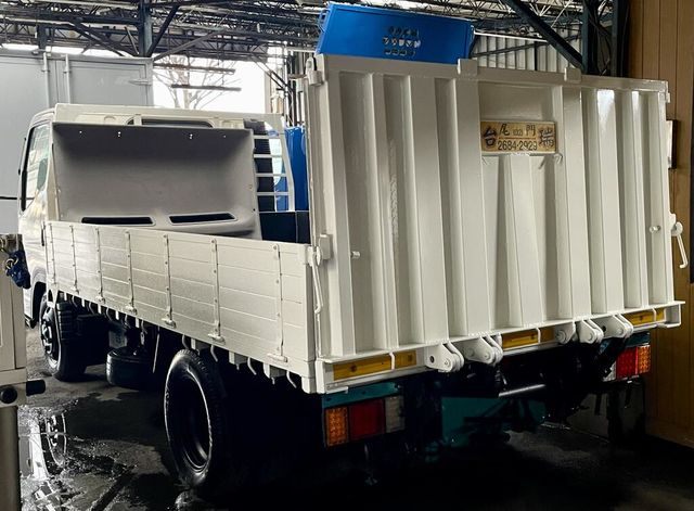 MITSUBISHI三菱 CANTER  第3張相片
