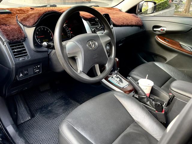 TOYOTA豐田 ALTIS  第7張相片