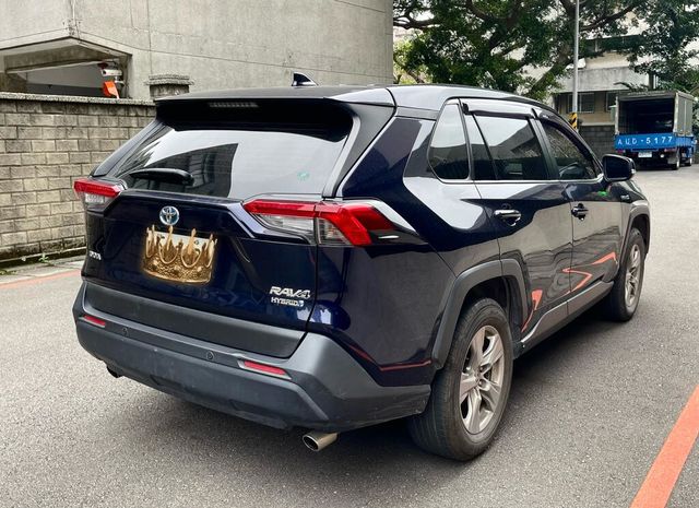 TOYOTA豐田 RAV4  第2張相片