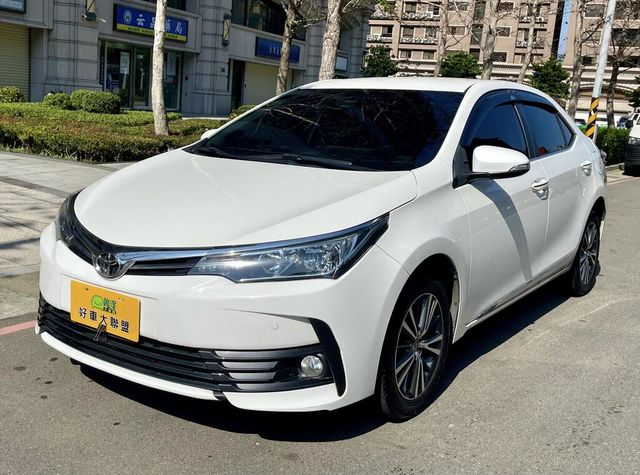 TOYOTA豐田 ALTIS  第1張相片