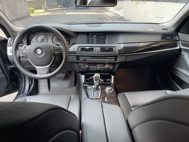BMW寶馬 523I  第3張相片