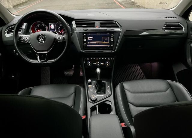 VOLKSWAGEN福斯 TIGUAN  第3張相片