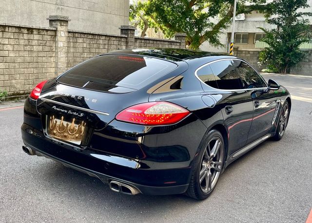 PORSCHE保時捷 PANAMERA  第3張相片