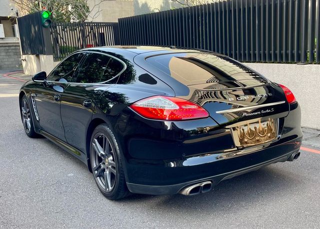 PORSCHE保時捷 PANAMERA  第4張相片