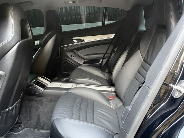 PORSCHE保時捷 PANAMERA  第7張相片