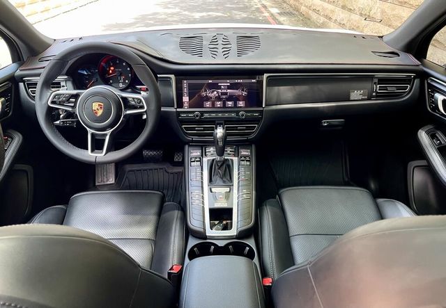 PORSCHE保時捷 MACAN  第5張相片