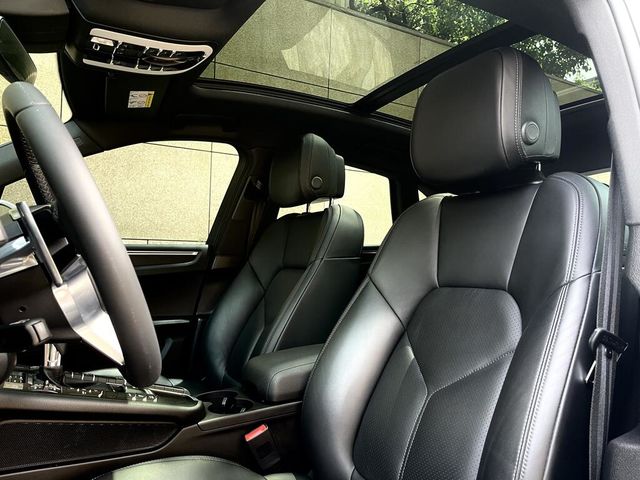 PORSCHE保時捷 MACAN  第6張相片