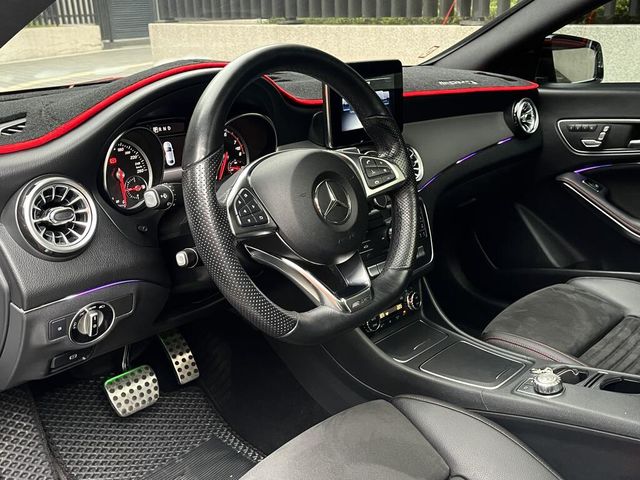 M-BENZ賓士 CLA250  第5張相片