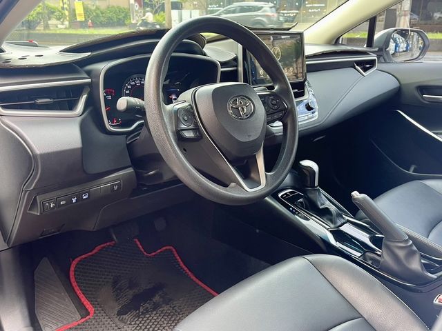 TOYOTA豐田 ALTIS  第5張相片