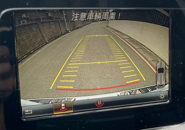 M-BENZ賓士 GLA200D  第8張相片