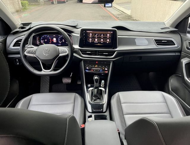 VOLKSWAGEN福斯 T-ROC  第3張相片
