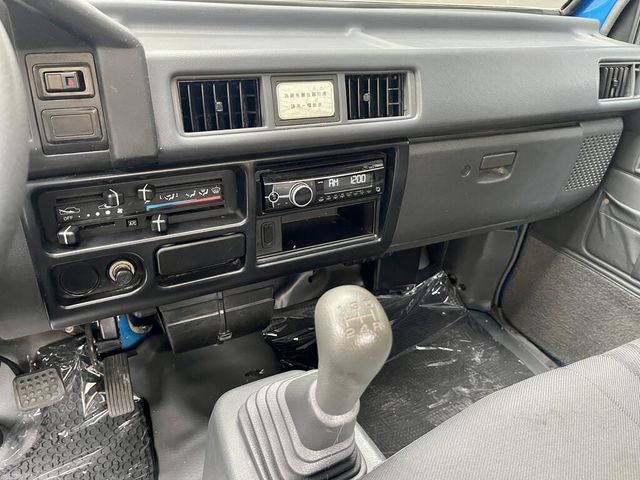 MITSUBISHI三菱 DELICA  第7張相片