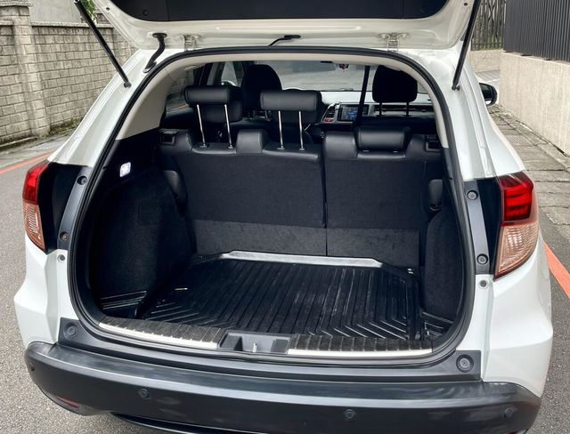 HONDA本田 HR-V  第7張相片