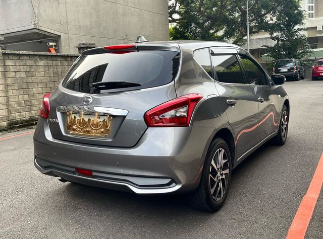 NISSAN日產 TIIDA  第2張相片