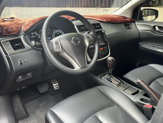 NISSAN日產 TIIDA  第4張相片