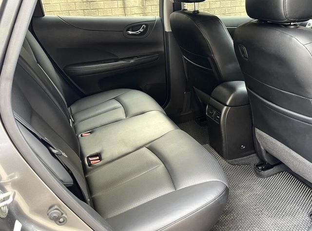 NISSAN日產 TIIDA  第6張相片