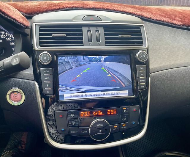 NISSAN日產 TIIDA  第9張相片