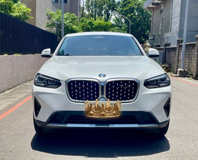 BMW寶馬 X4 XDRIVE20I  第2張相片