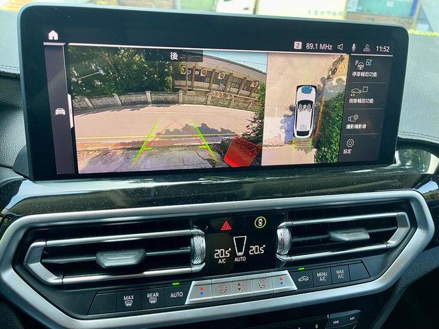 BMW寶馬 X4 XDRIVE20I  第7張相片