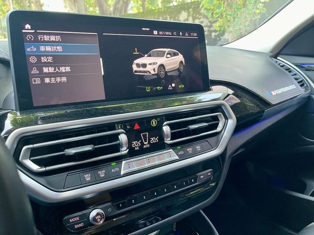 BMW寶馬 X4 XDRIVE20I  第10張相片