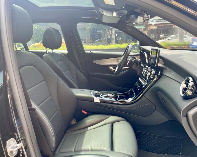 M-BENZ賓士 GLC250  第9張相片
