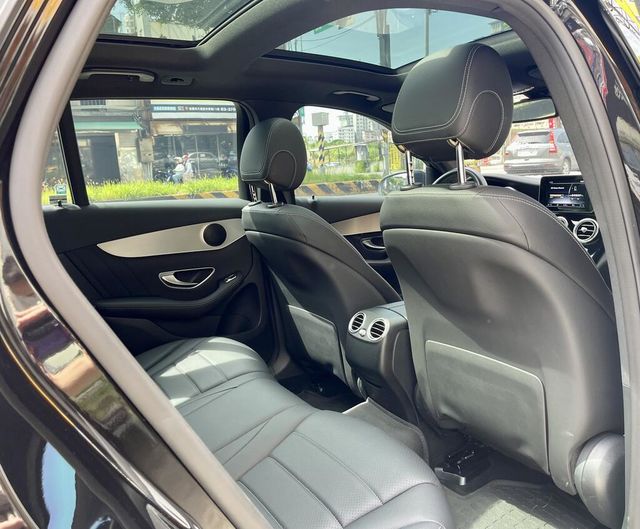 M-BENZ賓士 GLC250  第10張相片