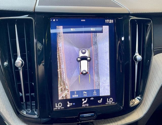 VOLVO富豪 XC60  第8張相片