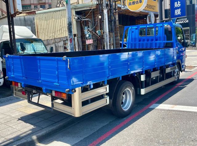 MITSUBISHI三菱 CANTER  第7張相片
