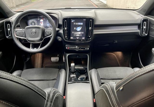VOLVO富豪 XC40  第4張相片