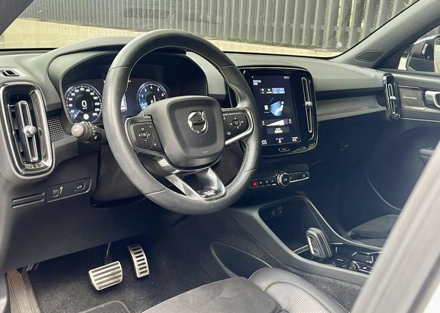 VOLVO富豪 XC40  第5張相片